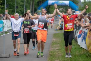 Marathonläufer beim Zieleinlauf